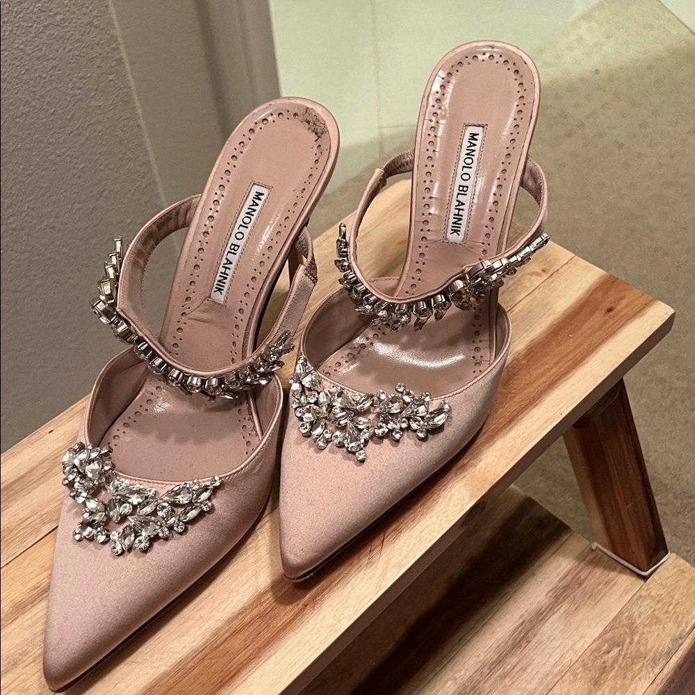 Manolo Blahnik Blush Pink Embellished Leather Mules - Picture 2 of 13